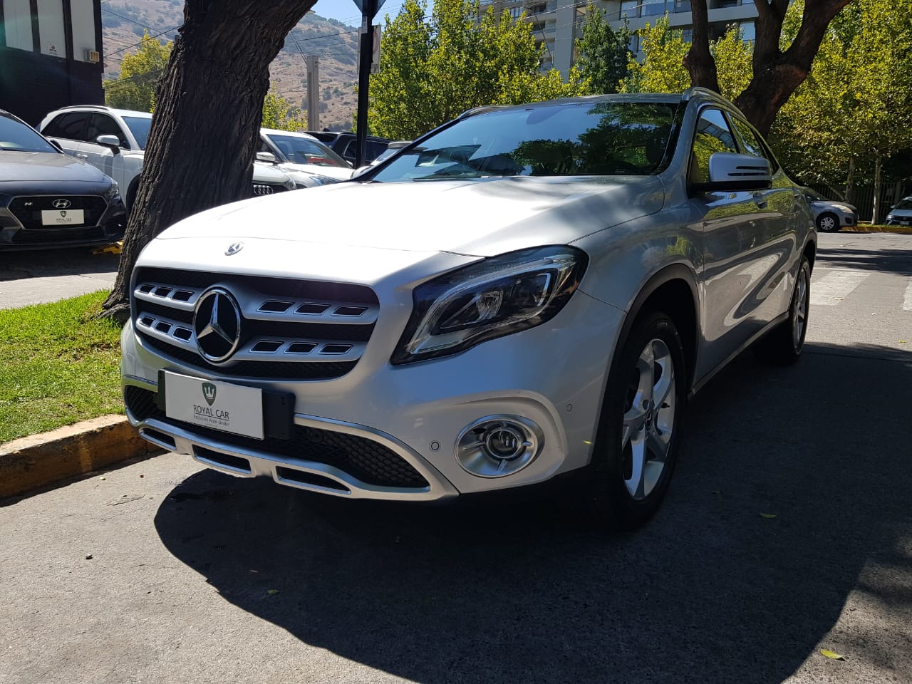 1 Mercedes Benz GLA 200 Sport 1.6 AT