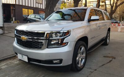 Chevrolet Suburban 4×4 LT 5.3 AT V8