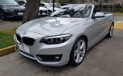 BMW 220i Cabrio 2.0 AT